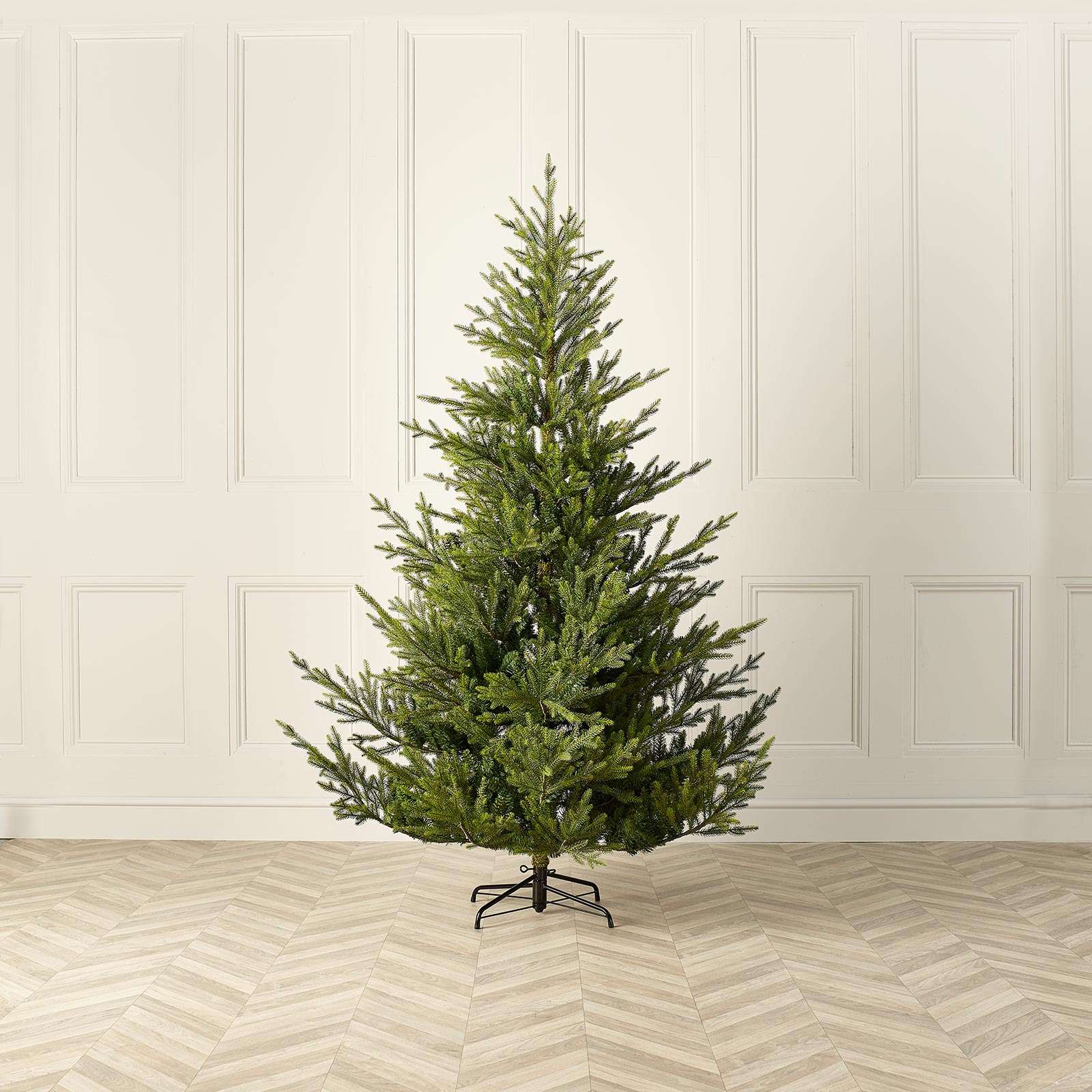Englemanns Spruce 7ft Artificial Christmas Tree