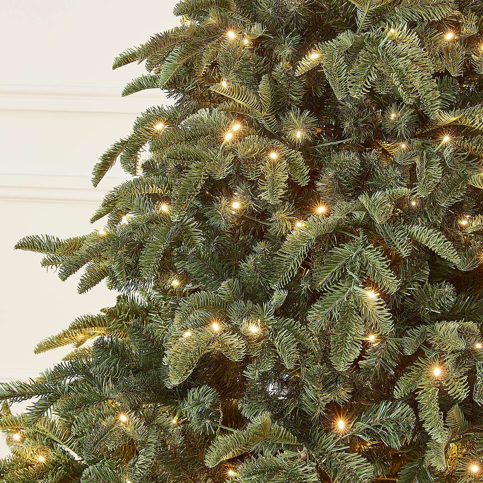 Noble Pine 6ft Pre-Lit Artificial Christmas Tree