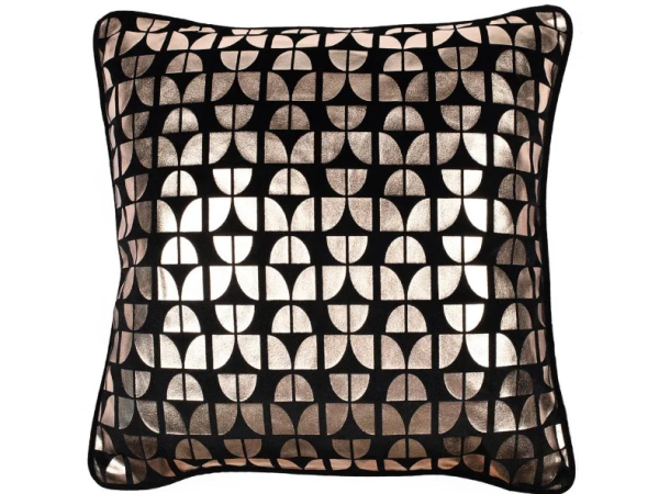 Chimes-Paul Moneypenny Dominatrix Black 45 x 45