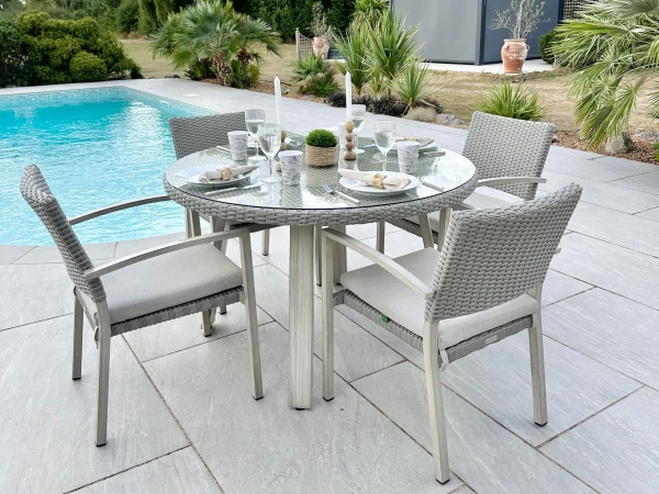 Nova - Griffin 4 Seat Round Dining Set - Light Grey
