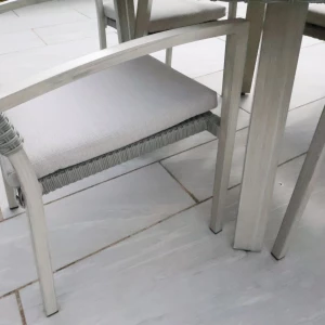 Nova - Griffin 4 Seat Round Dining Set - Light Grey