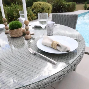 Nova - Griffin 4 Seat Round Dining Set - Light Grey