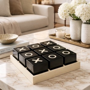 Beckford Games Small Black and White Noughts & Crosses Game